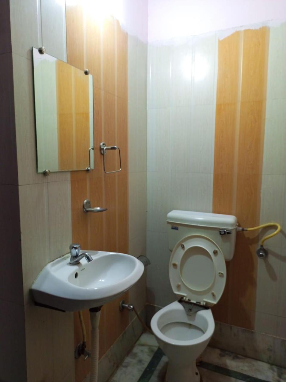Hotel New Apple Rose Chandigarh Near Railway Station Dariya Uco Bank Ke Pass Exterior photo